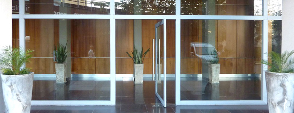 Adriana Valeika - Abogada